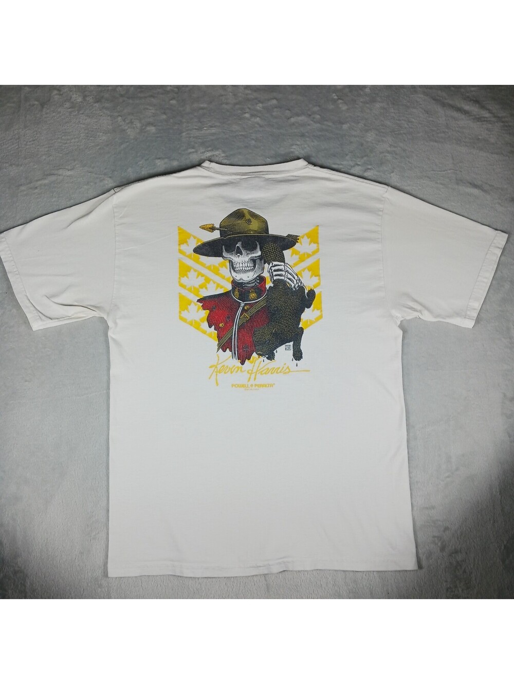 Powell Peralta Kevin Harris Mountie Beaver Graphic Skateboard T Shirt Size Med